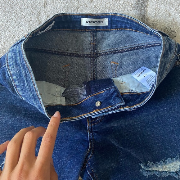 Vigoss // Marley Bermuda Denim Short // Size 27 - Picture 6 of 10